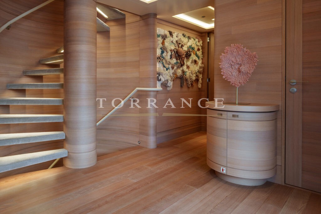MOUNA — Interior Staircase