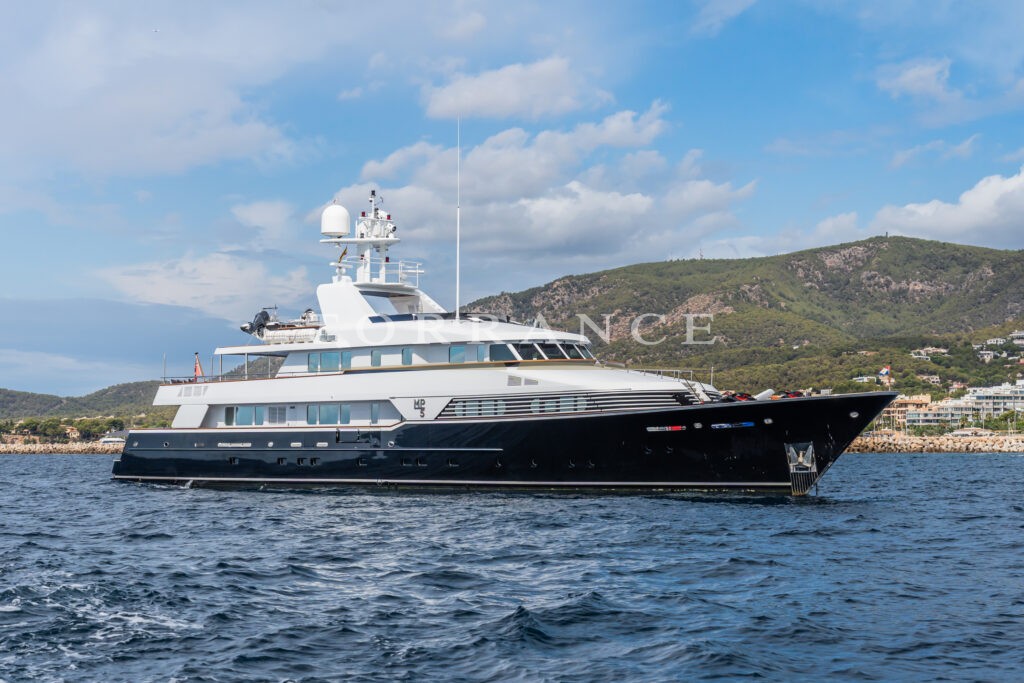 MP5 yacht exterior